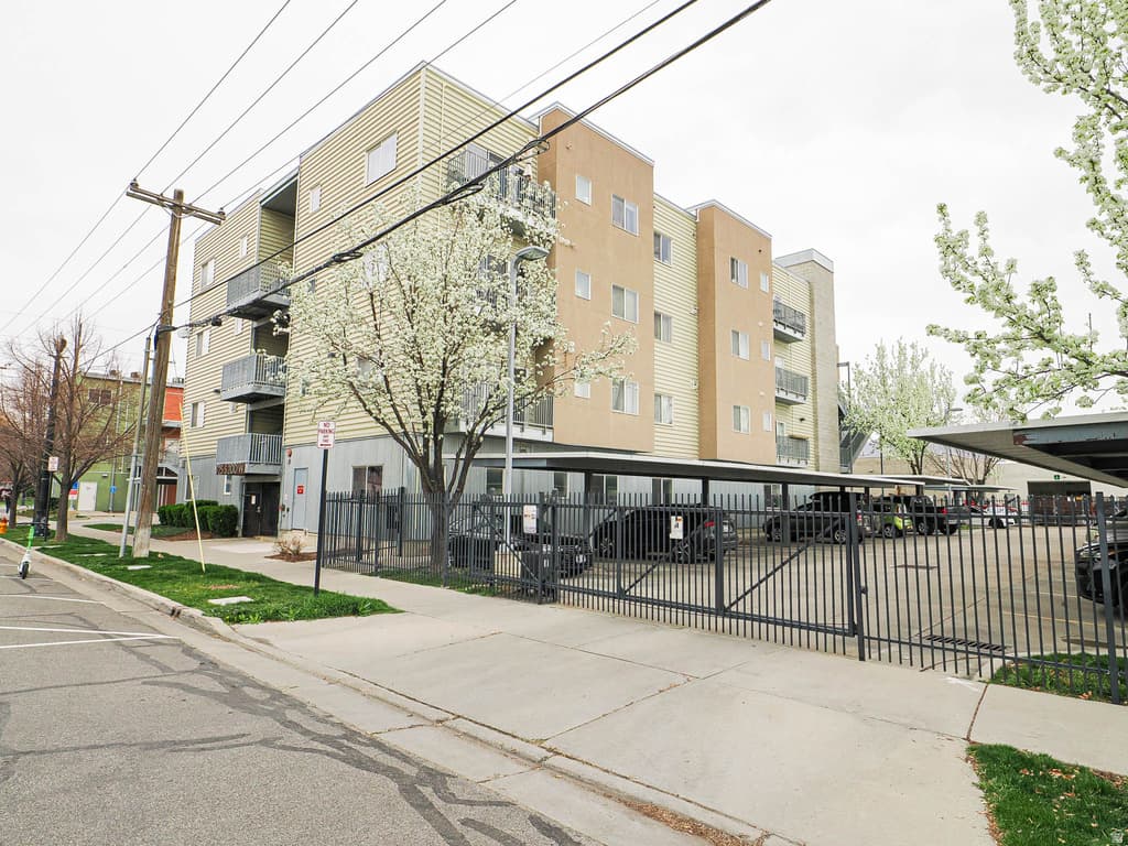 725 S 200 W #T-105 - Property photo 1 of 6
